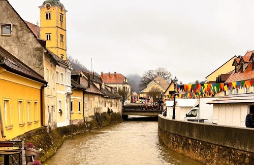 Samobor Apartment | Samobor Old Town Studio by the River