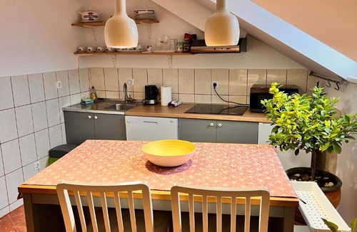 Samobor Apartment | Samobor Old Town Studio by the River