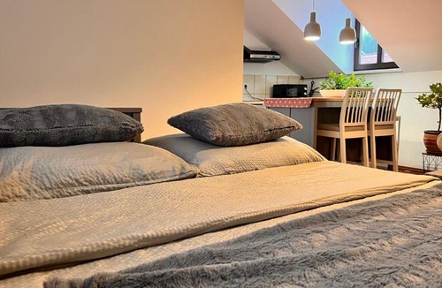 Samobor Apartment | Samobor Old Town Studio by the River