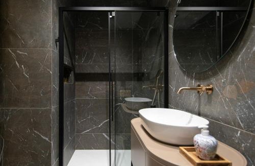Gruz Apartment | SANTA CROCE SUITE by DuHomes