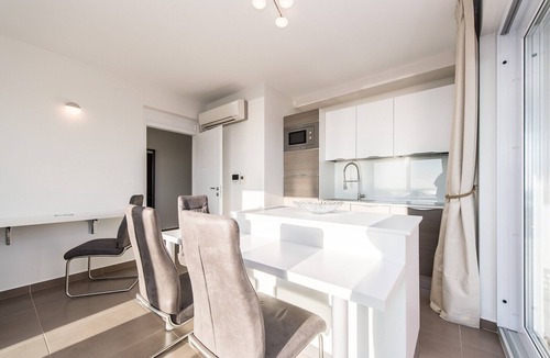 Novalja Apartment | Sargas Suite 6 with city view