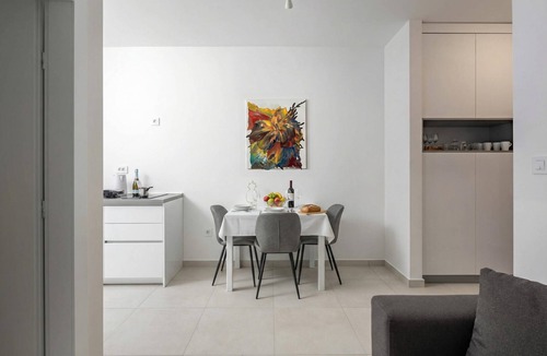 Plomin Apartment | Sea-View Balcony Apt La Health, Plomin, Croatia