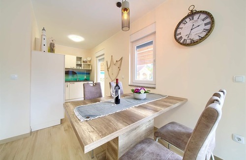 Cizici Apartment | Seafront apartment Jana with heated swimming pool