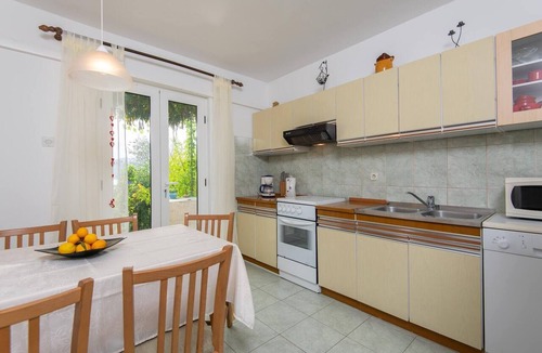 Viganj House | Seaside family friendly house with a swimming pool Viganj, Pelješac (K-27576)