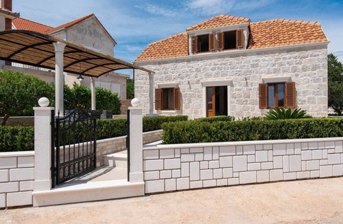Loviste House | Seaside luxury villa with a swimming pool Lovište, Pelješac (K-27588)