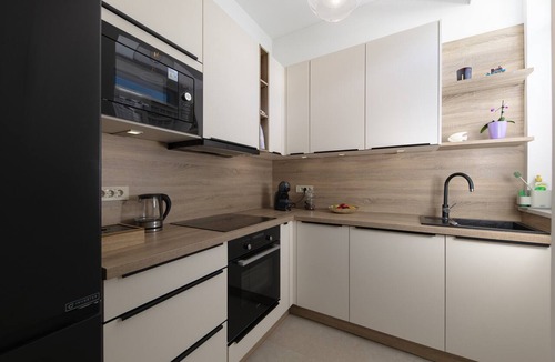 Zurkovo Apartment | Seaview and Terrace Apartment La Vita, Kostrena, Croatia