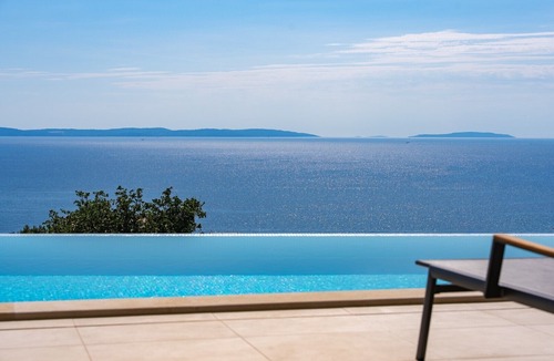 Podstrana Villa | Seaview Villa Allure, Luxurious 4 en-suite bedroom Retreat with panoramic sea views