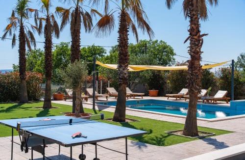 Kastel Sucurac Villa | Seaview Villa Stanka with Pool and attached Jacuzzi