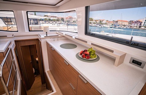 Pirovac Boat Rental | Sibenik Sun-soaked Sailing: A Luxurious Croatian Voyage