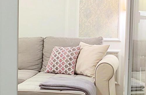 Pale Apartment | Silver Apartment