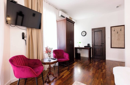 Vukov Spomenik Apartment | Skadarlija - Apartment with balcony - the spirit of old times