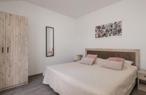 Mocici Bed & Breakfast | Sky Airport Apartments