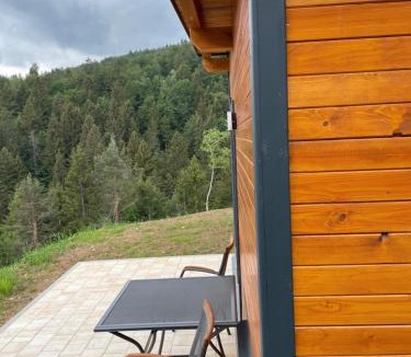 Visoko House | Small wooden house, with garden