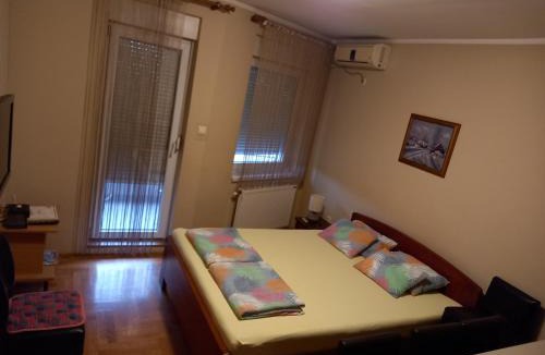 Petrovaradin Apartment | Sovica