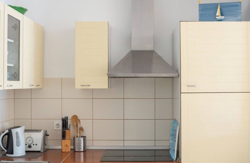Klek Apartment | Spacious 3-bedroom apartment and a private deck just a few steps from the sea.