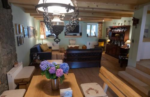 Mrkopalj Villa | Spacious Montain House with Amenities, close to the Seaside