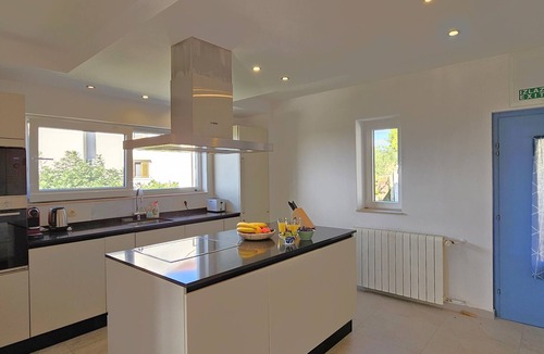 Splitska Villa | Spacious villa with private pool, sea views, terraces and gardens