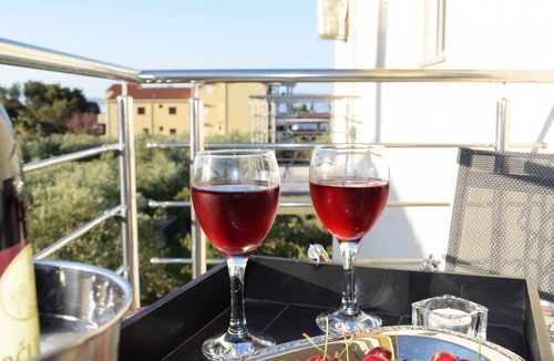 Kastel Stari Apartment | SPECIAL OFFER! Studio APARTMENT with BALCONY