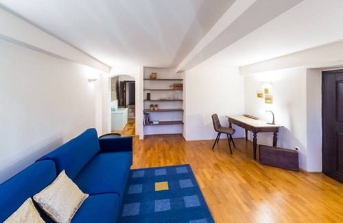Ljubljana Old Town Apartment | Stairway to the castle - apartment in the heart of historic centre