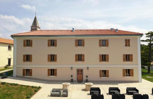 Strunjan Hotel | Stella Maris pastoral home