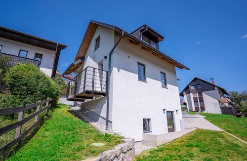 Skofja Loka House | Sten House