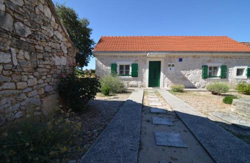 Drnis House | Stone House