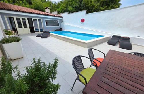 Tribalj Villa | STONE HOUSE with pool