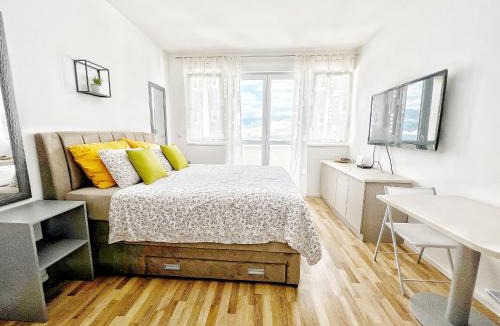 Pag Apartment | Studio Apartma PAG BLUE OCEAN 1 with sea view