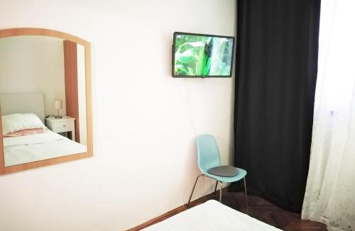Biograd na Moru Apartment | Studio Apartment Blue Window