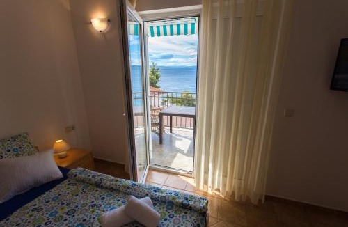 Okrug Gornji Apartment | Studio Apartment Okrug Gornji near Sea