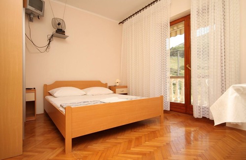 Metajna Apartment | Studio flat near beach Metajna, Pag (AS-6497-b)