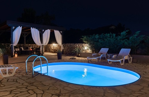 Bakar Apartment | Studio flat with a swimming pool Krasica, Rijeka (AS-18059-a)