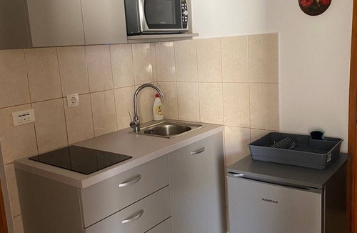 Zubovici Apartment | Studio flat with a swimming pool Zubovići, Pag (AS-9365-a)