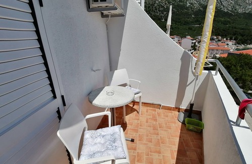 Igrane Apartment | Studio flat with balcony and sea view Igrane, Makarska (AS-24696-a)