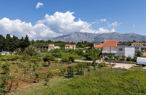 Sucuraj Apartment | Studio flat with balcony Sućuraj, Hvar (AS-6852-f)