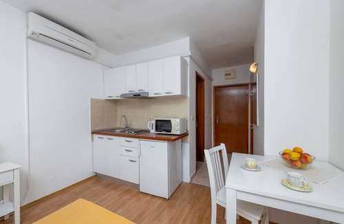 Slano Apartment | Studio flat with balcony and sea view Slano, Dubrovnik (AS-2682-a)