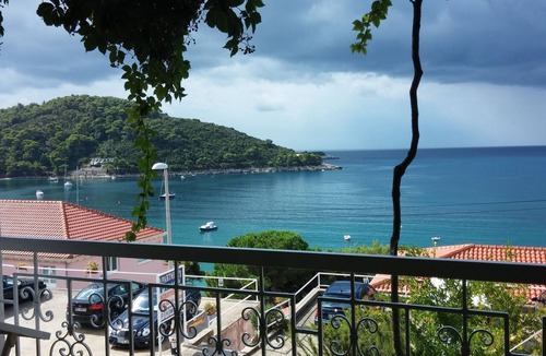 Saplunara Apartment | Studio flat with terrace and sea view Cove Saplunara, Mljet (AS-12849-b)
