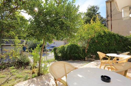Dugi Rat Apartment | Studio flat with terrace Dugi Rat, Omiš (AS-15417-b)