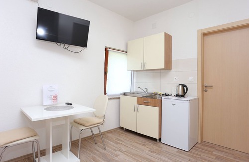 Slunj Apartment | Studio flat with terrace Donje Taborište, Plitvice (AS-17486-a)