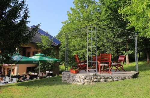 Slunj Apartment | Studio flat with terrace Donje Taborište, Plitvice (AS-17486-a)