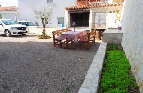 Kornic Apartment | Studio with terrace and air conditioning