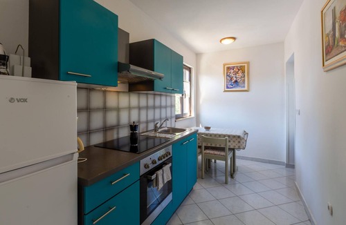 City Center Apartment | Stunning apartment in Porec with WiFi