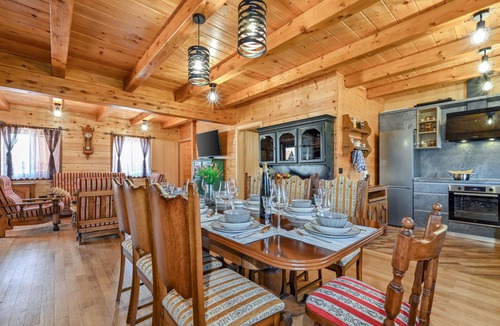 Ludbreg House | Stunning home in Vinogradi Ludbreski with sauna