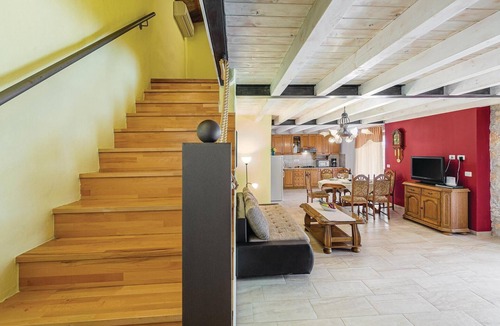Bale House | Stunning home in Bale