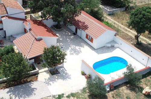 Bila Vlaka House | Stunning home in Bila Vlaka