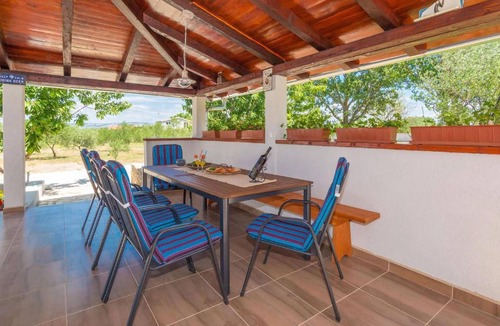 Bila Vlaka House | Stunning home in Bila Vlaka