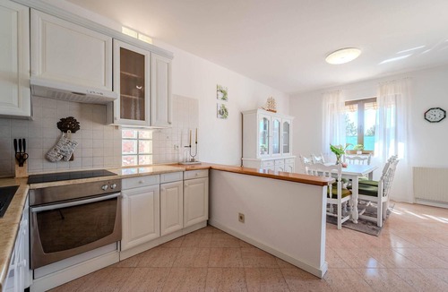 Buje House | Stunning home in Buje
