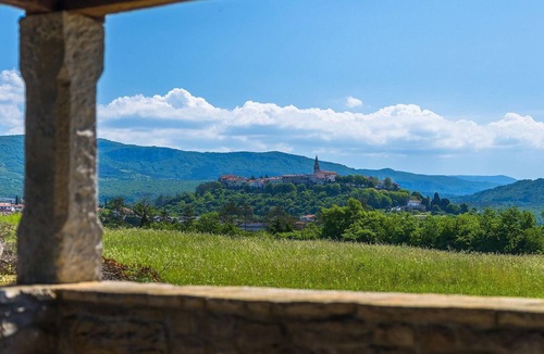 Buzet House | Stunning home in Buzet