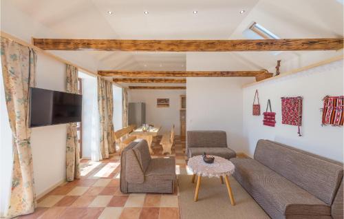 Oklaj House | Stunning Home In Citluk
