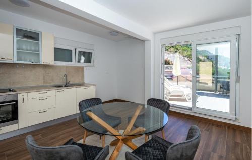 Duba House | Stunning Home In Duba With House Sea View